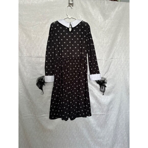 Wednesday Adams 4 pc, Costume, dress, wig, lace hand  covers, girls sz 9/10 yrs - Picture 4 of 4